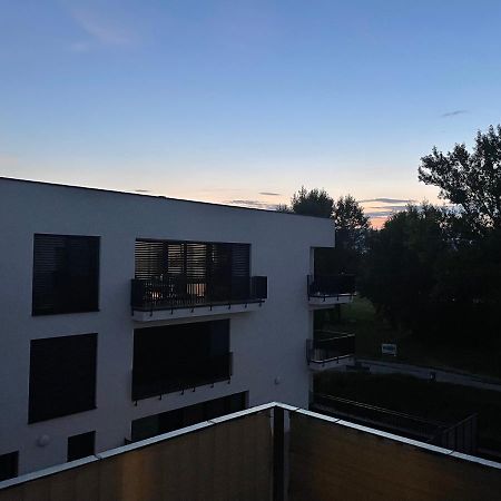 Greenbay Apartment With Free Parking Trenčín Екстериор снимка