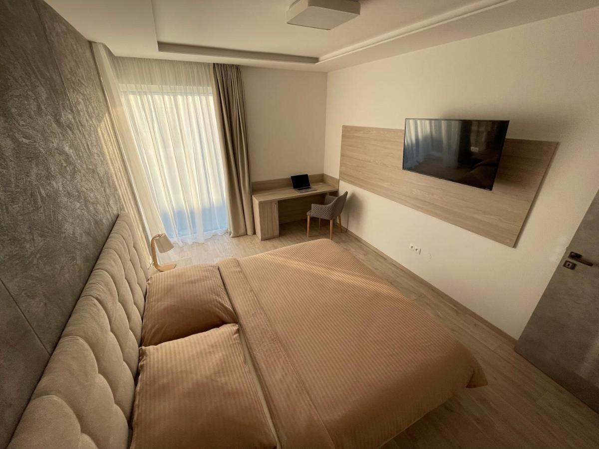 Greenbay Apartment With Free Parking Trenčín Екстериор снимка