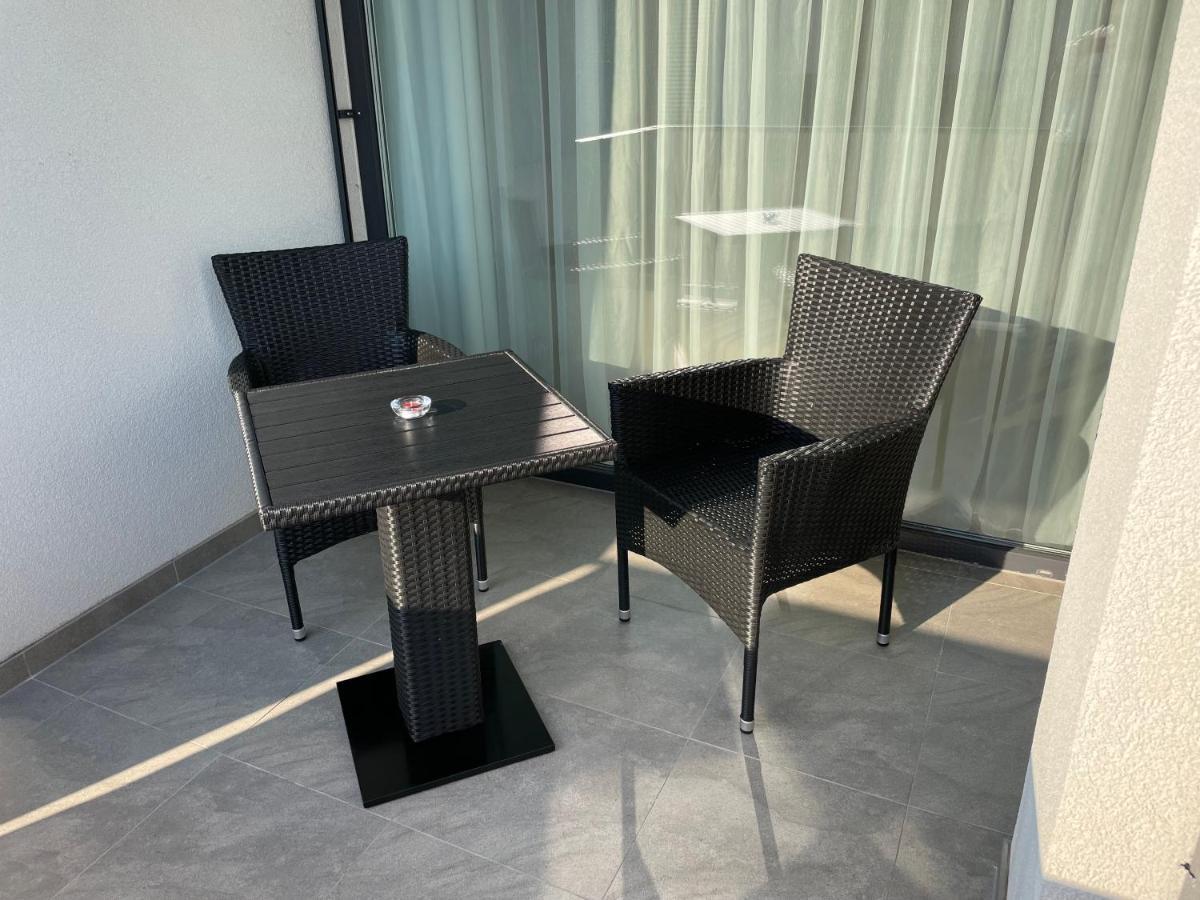 Greenbay Apartment With Free Parking Trenčín Екстериор снимка